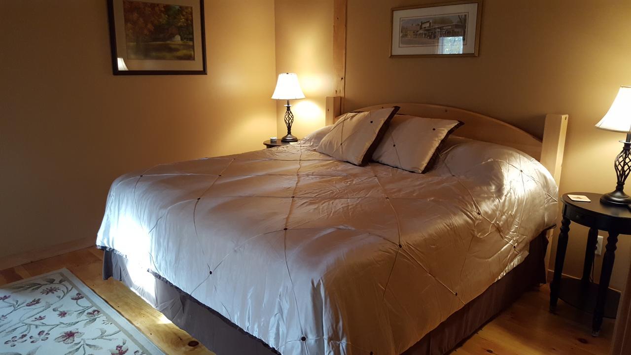Blueberry Fields Bed & Breakfast Jefferson Quarto foto